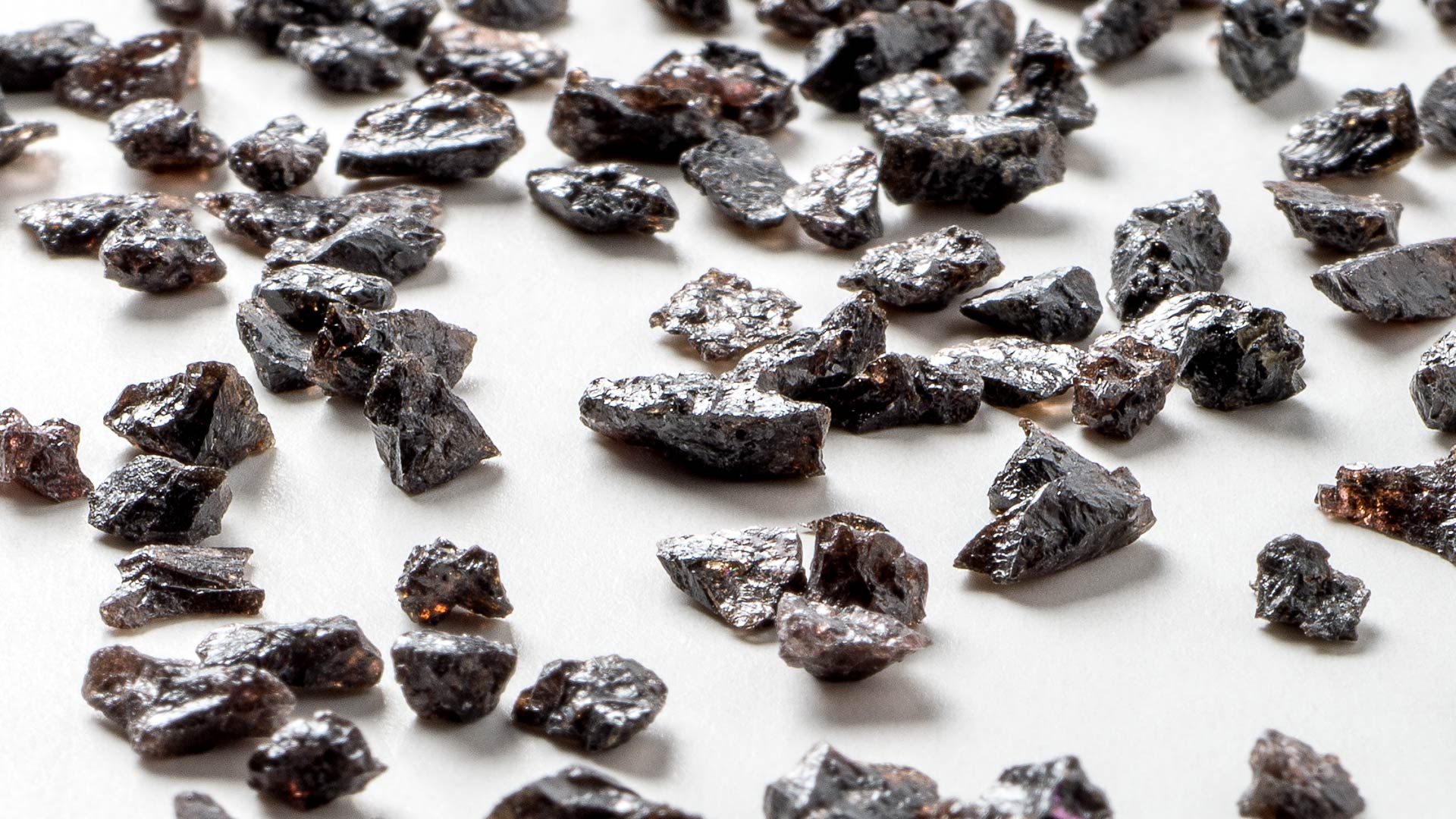 คอรันดัมขัดถูชนิดใหม่